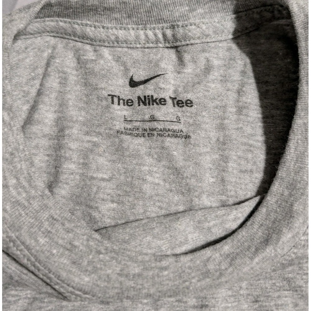 Nike Kansas City Chiefs Super Bowl LVIII Champions T Shirt Gray Mens Large NWT - Picture 3 of 6